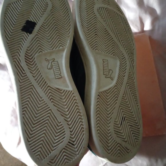 puma - Picture 3 of 3